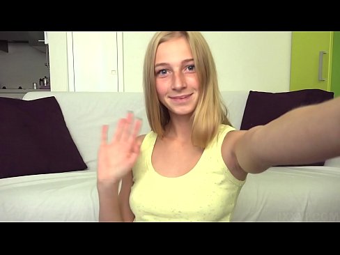❤️ Als ik me verveel masturbeer ik lui mijn roze poesje ❤❌ Porno at us