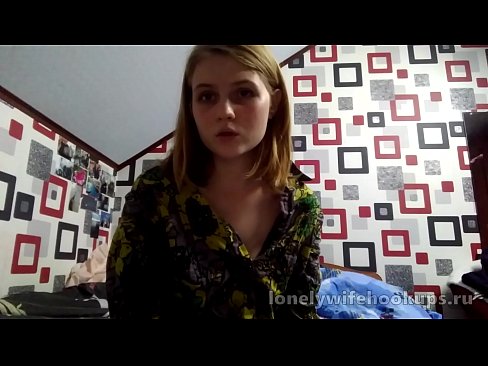 ❤️ Jonge blonde studente uit Rusland houdt van grotere lullen. ❤❌ Porno at us
